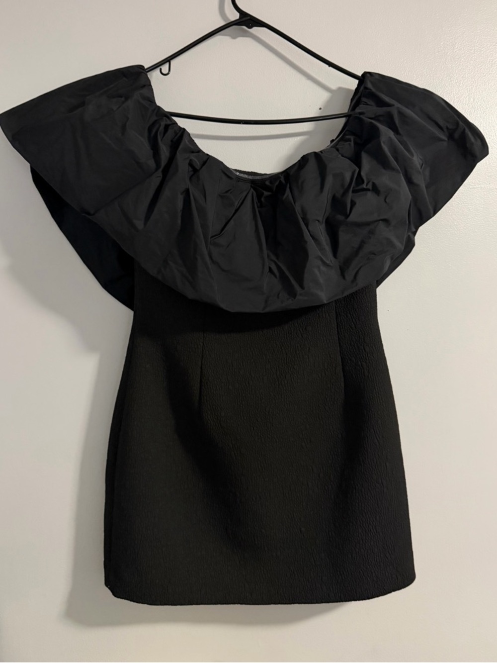 Rebecca Vallance Black Off-Shoulder Mini Dress
